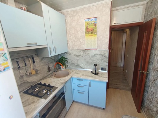 Продам двухкомнатную (2-комн.) квартиру, Геологов (Белые Столбы мкр.) ул, 10, Домодедово г