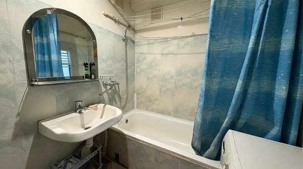 Продам двухкомнатную (2-комн.) квартиру, 37, Щапово п