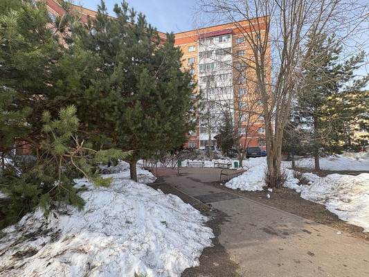 Продам двухкомнатную (2-комн.) квартиру, 37, Щапово п