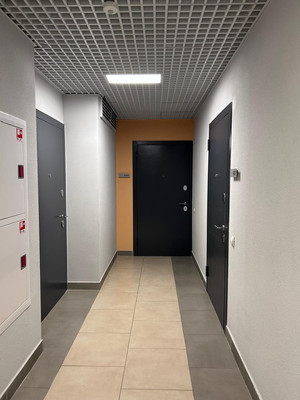 Продам многокомнатную квартиру, Лидии Зверевой ул, 9к1, Санкт-Петербург г