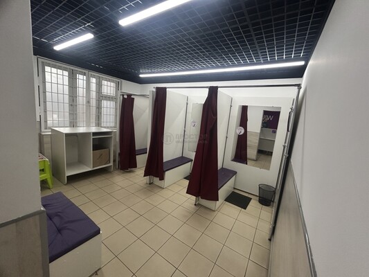 Продам коммерческое помещение 124,4 м2, Лухмановская ул, 29, Москва г