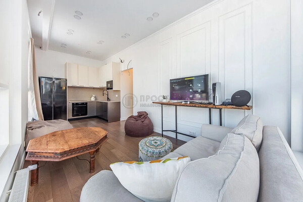 Продам двухкомнатную (2-комн.) квартиру, Мустая Карима ул, 12, Москва г