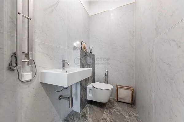 Продам двухкомнатную (2-комн.) квартиру, Мустая Карима ул, 12, Москва г