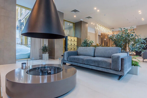 Продам двухкомнатную (2-комн.) квартиру, Мустая Карима ул, 12, Москва г