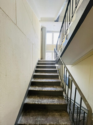 Продам двухкомнатную (2-комн.) квартиру, Большая Черёмушкинская ул, 10к1, Москва г