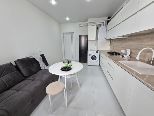 Сдам однокомнатную (1-комн.) квартиру, Красина ул, 53, Цемдолина с