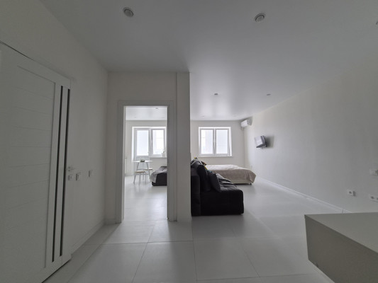 Продам однокомнатную (1-комн.) квартиру, Красина ул, 53, Цемдолина с