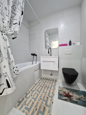 Продам однокомнатную (1-комн.) квартиру, Красина ул, 53, Цемдолина с