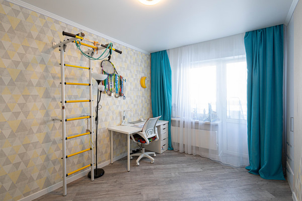 Продам многокомнатную квартиру, Энгельса ул, 54, Ханты-Мансийск г