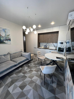 Сдам трехкомнатную (3-комн.) квартиру, Мосфильмовская ул, 98к1, Москва г