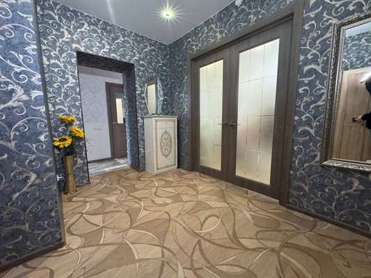 Продам двухкомнатную (2-комн.) квартиру, Калинина ул, 15, Комсомольск-на-Амуре г