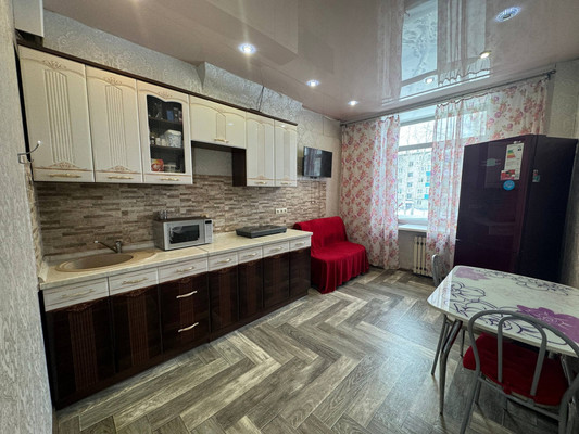 Продам двухкомнатную (2-комн.) квартиру, Калинина ул, 15, Комсомольск-на-Амуре г