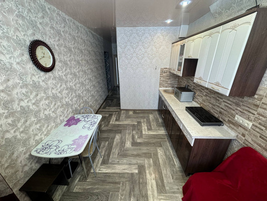 Продам двухкомнатную (2-комн.) квартиру, Калинина ул, 15, Комсомольск-на-Амуре г