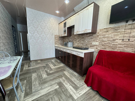 Продам двухкомнатную (2-комн.) квартиру, Калинина ул, 15, Комсомольск-на-Амуре г