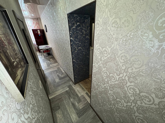 Продам двухкомнатную (2-комн.) квартиру, Калинина ул, 15, Комсомольск-на-Амуре г