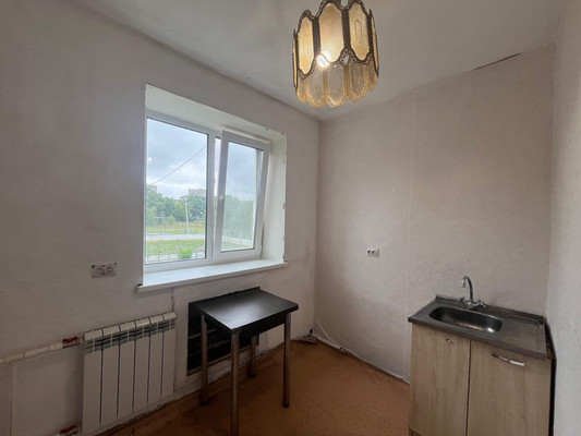 Продам двухкомнатную (2-комн.) квартиру, Приморского Комсомола ул, 15, Большой Камень г