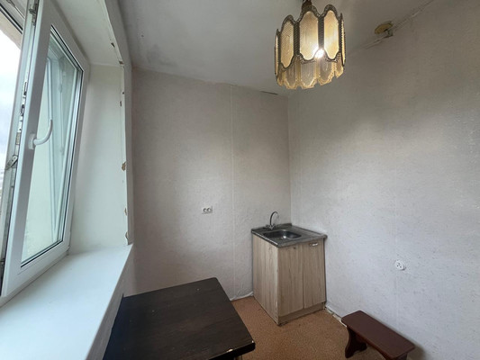 Продам двухкомнатную (2-комн.) квартиру, Приморского Комсомола ул, 15, Большой Камень г