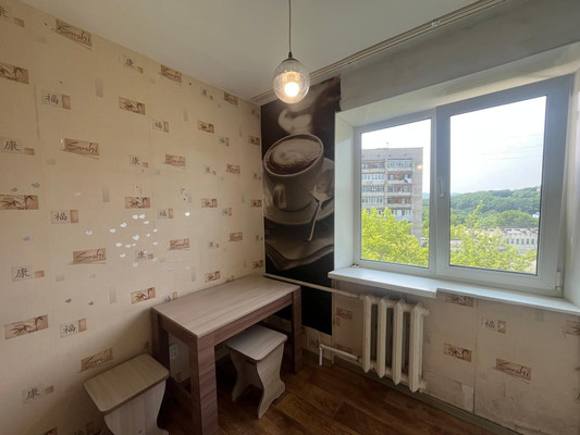 Продам двухкомнатную (2-комн.) квартиру, Ключевая ул, 2, Фокино г