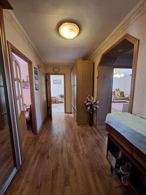 Продам трехкомнатную (3-комн.) квартиру, Художников пр-кт, 33Ак1, Санкт-Петербург г