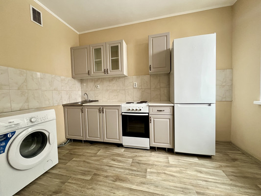 Сдам двухкомнатную (2-комн.) квартиру, Ручьевский пр-кт, 6, Мурино п