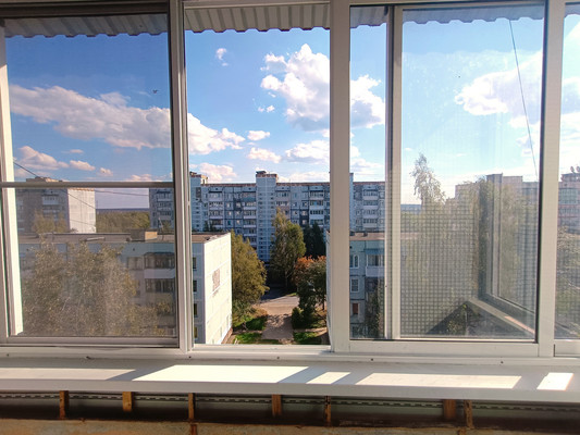 Продам трехкомнатную (3-комн.) квартиру, 246, Калининец рп