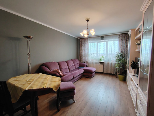 Продам трехкомнатную (3-комн.) квартиру, Невская ул, 1/2, Всеволожск г