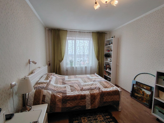 Продам трехкомнатную (3-комн.) квартиру, Невская ул, 1/2, Всеволожск г