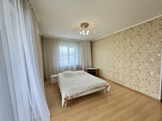 Продам однокомнатную (1-комн.) квартиру, Фрунзе ул, 15, Находка г