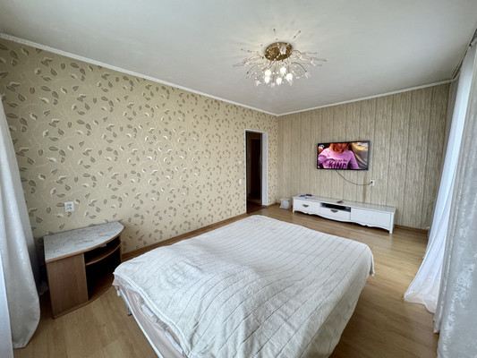 Продам однокомнатную (1-комн.) квартиру, Фрунзе ул, 15, Находка г