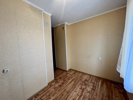 Продам однокомнатную (1-комн.) квартиру, Фрунзе ул, 15, Находка г