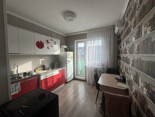 Продам однокомнатную (1-комн.) квартиру, Свердлова ул, 35, Находка г