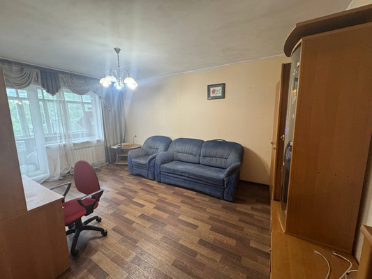 Продам трехкомнатную (3-комн.) квартиру, Фрунзе ул, 12, Находка г