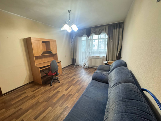 Продам трехкомнатную (3-комн.) квартиру, Фрунзе ул, 12, Находка г