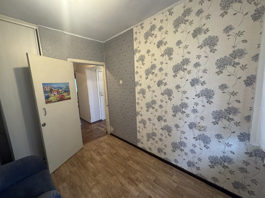 Продам трехкомнатную (3-комн.) квартиру, Фрунзе ул, 12, Находка г