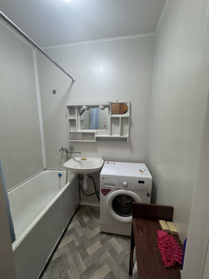 Продам трехкомнатную (3-комн.) квартиру, Фрунзе ул, 12, Находка г