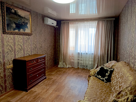 Продам двухкомнатную (2-комн.) квартиру, Ульянова Дмитрия ул, 30, Ялта г