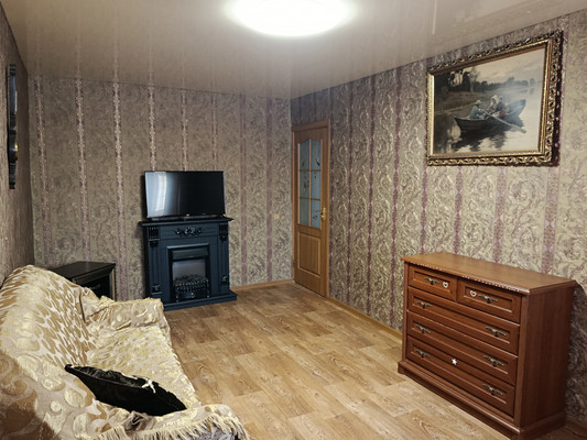 Продам двухкомнатную (2-комн.) квартиру, Ульянова Дмитрия ул, 30, Ялта г