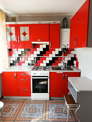 Продам двухкомнатную (2-комн.) квартиру, Ульянова Дмитрия ул, 30, Ялта г