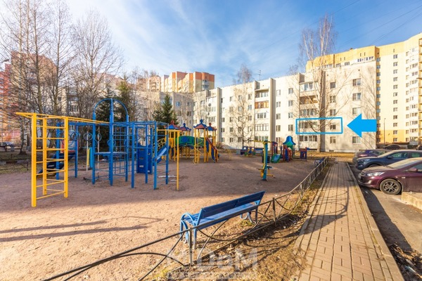 Продам однокомнатную (1-комн.) квартиру, Оборонная ул, 10, Мурино п