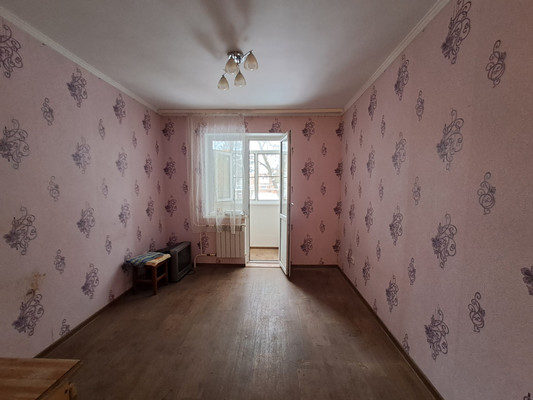 Продам однокомнатную (1-комн.) квартиру, М.Горького ул, 7, Волгодонск г