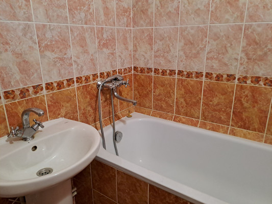 Продам однокомнатную (1-комн.) квартиру, М.Горького ул, 7, Волгодонск г