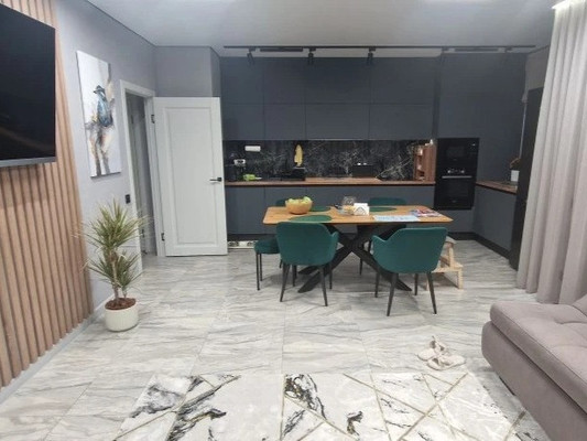 Продам трехкомнатную (3-комн.) квартиру, Земнухова ул, 3, Рязань г