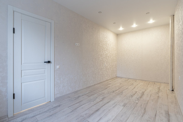 Продам двухкомнатную (2-комн.) квартиру, Гагарина ул, 10, Казань г