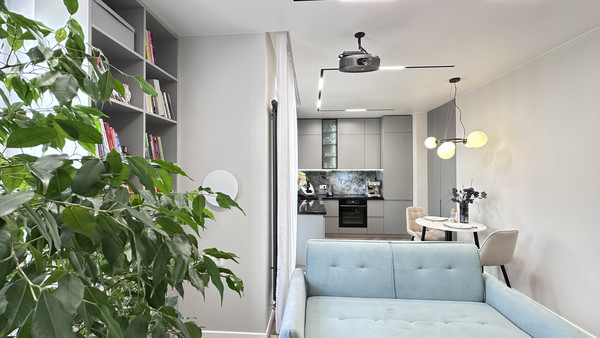 Продам трехкомнатную (3-комн.) квартиру, Куприна пр-кт, 38к1, Сосенское п