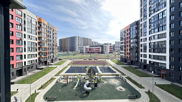 Продам трехкомнатную (3-комн.) квартиру, Куприна пр-кт, 38к1, Сосенское п