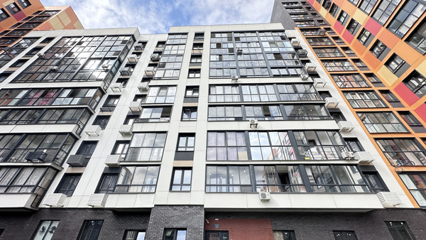 Продам трехкомнатную (3-комн.) квартиру, Куприна пр-кт, 38к1, Сосенское п