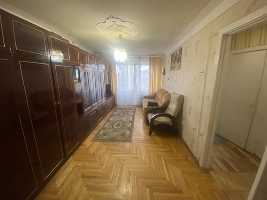 Продам двухкомнатную (2-комн.) квартиру, Новороссийская ул, 62, Армавир г