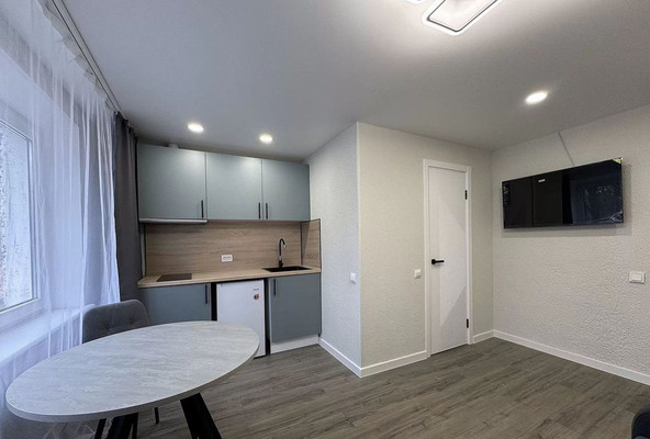 Продам однокомнатную (1-комн.) квартиру, Красная ул, 119, Калининград г