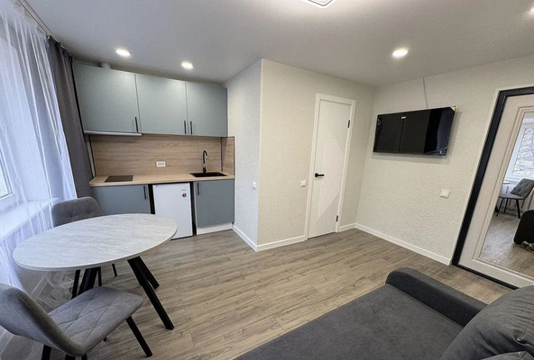 Продам однокомнатную (1-комн.) квартиру, Красная ул, 119, Калининград г