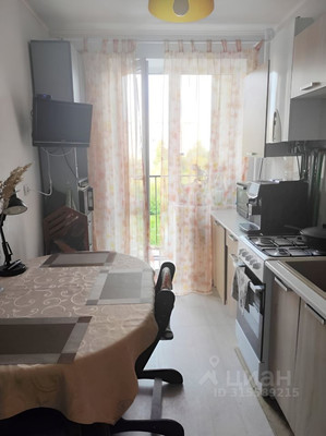 Продам трехкомнатную (3-комн.) квартиру, Печатная ул, 47, Калининград г